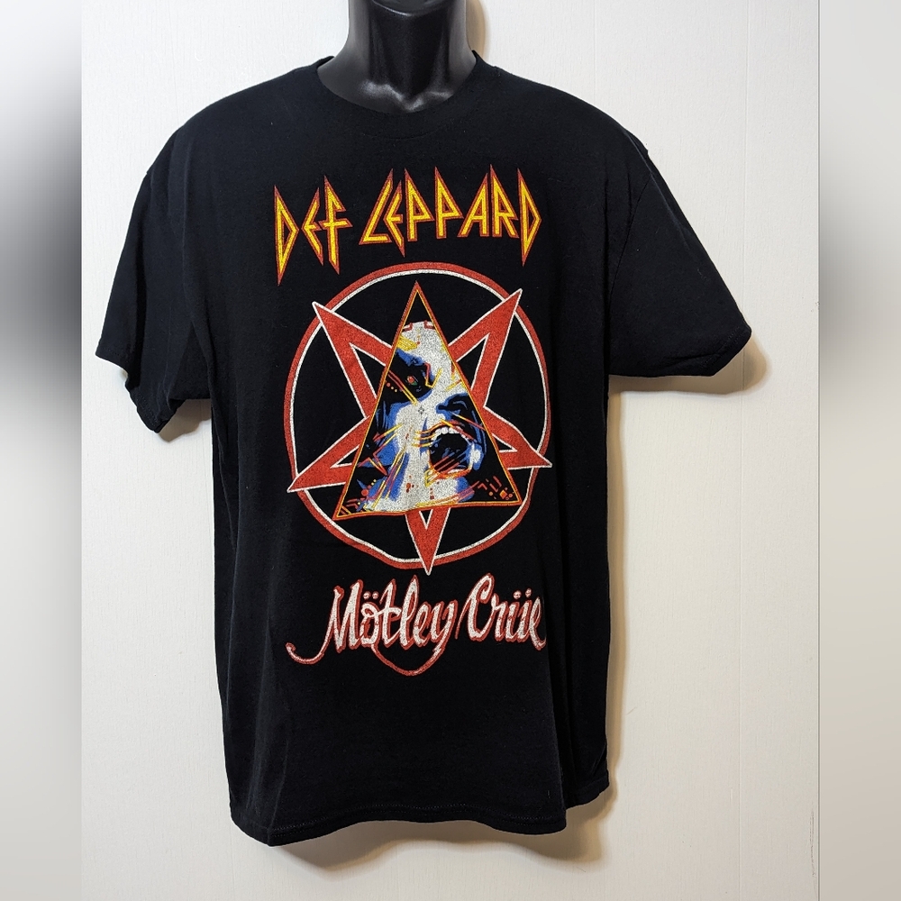 MEN'S THE STADIUM TOUR MOTLEY CRUE DEF LEPPARD 2022 BLACK SIZE LARGE